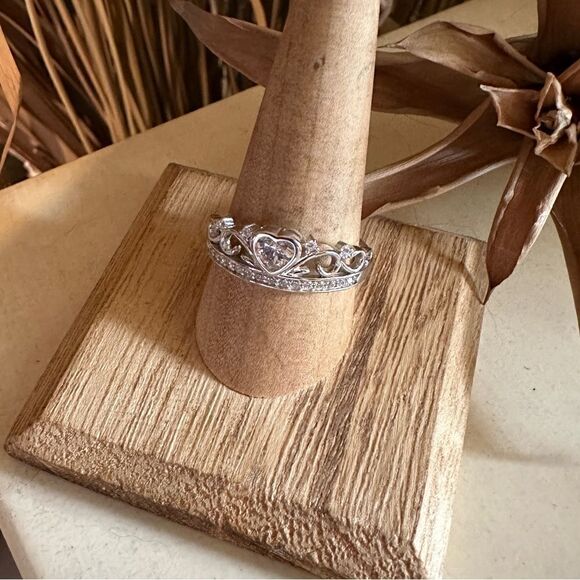 Sterling Silver Heart Crown Clear CZ Ring Sizes 7,8,10 - Picture 4 of 8